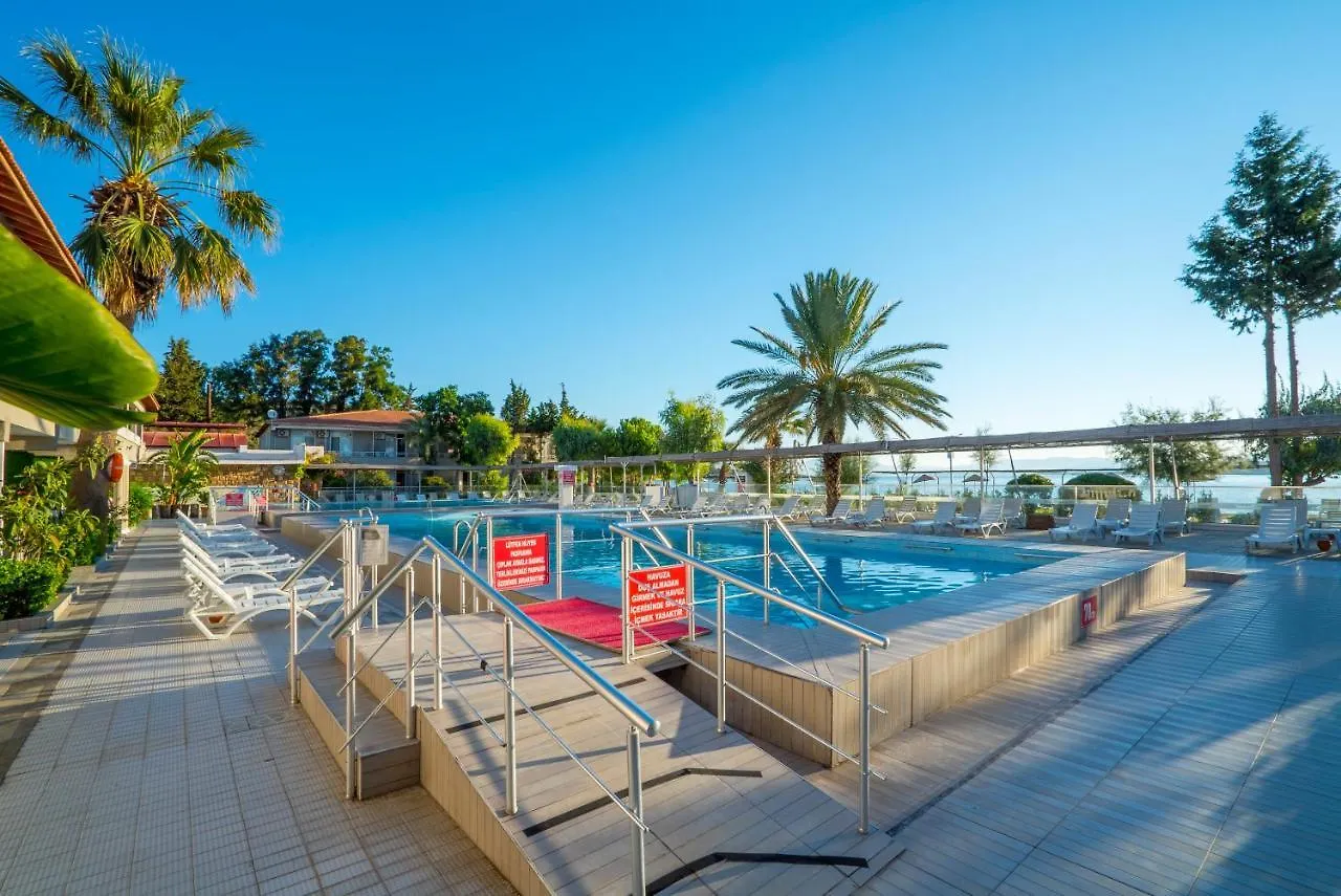 Sifne Thermal Otel Çeşme Hotel