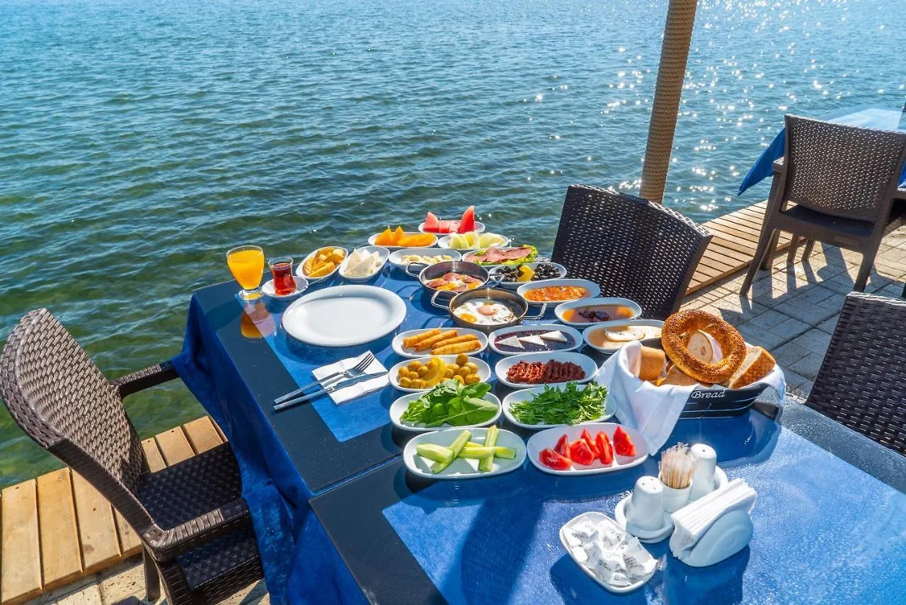 Sifne Termal Otel Çeşme Türkiye
